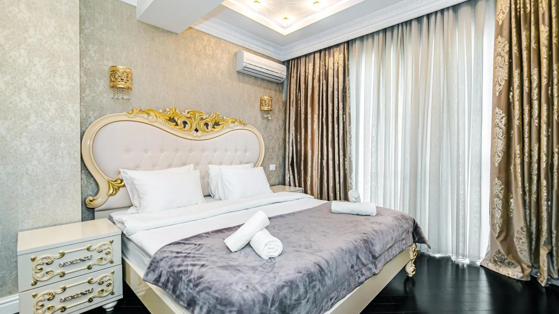 Park Azure Deluxe Apartment By Baku Housing